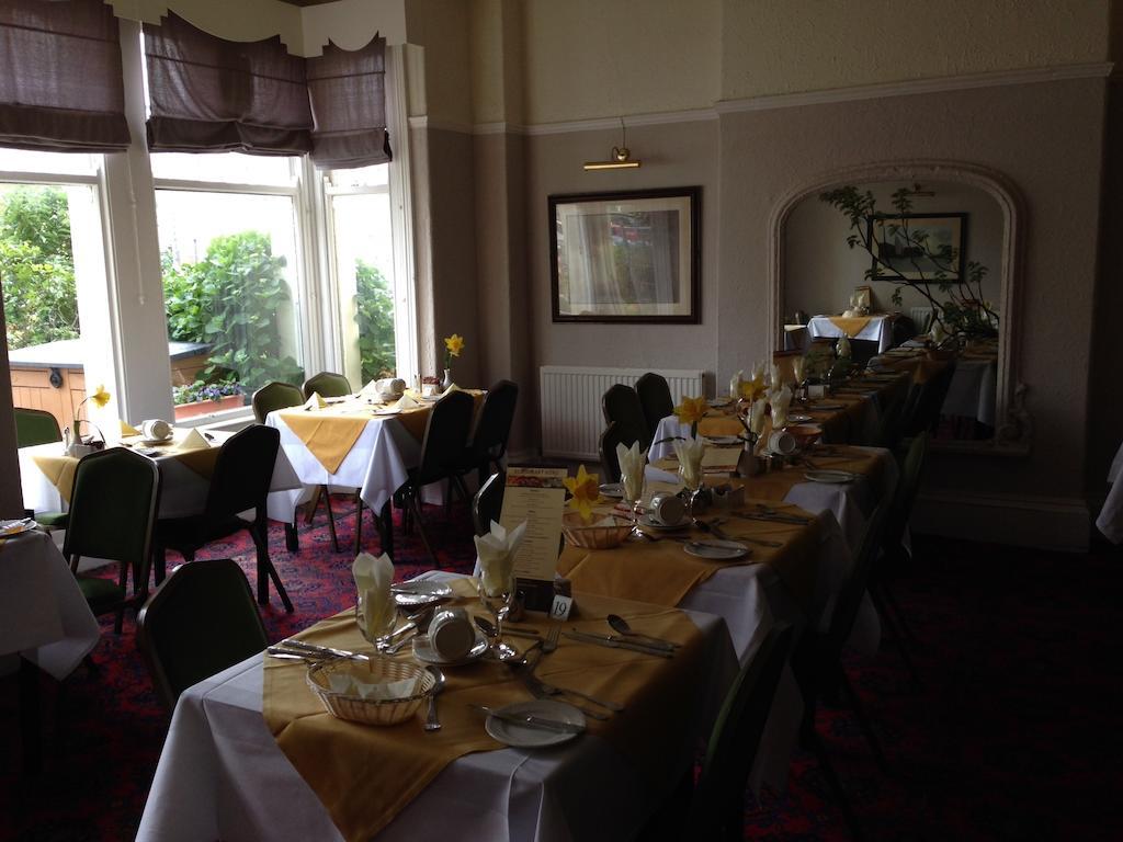 Grand Ash Hotel Llandudno Eksteriør bilde