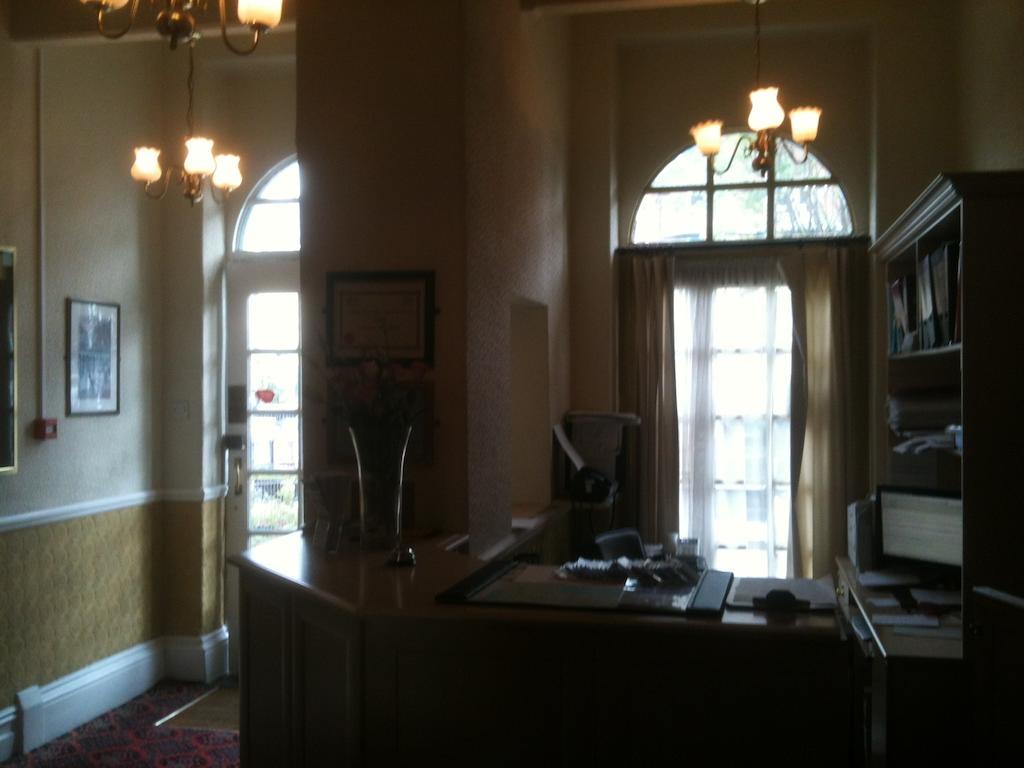 Grand Ash Hotel Llandudno Eksteriør bilde