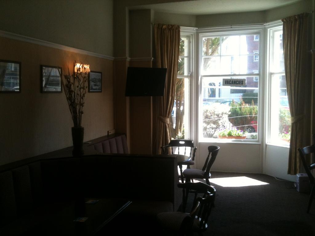 Grand Ash Hotel Llandudno Eksteriør bilde
