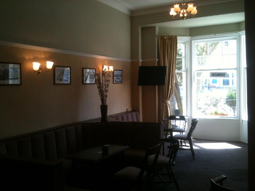 Grand Ash Hotel Llandudno Eksteriør bilde