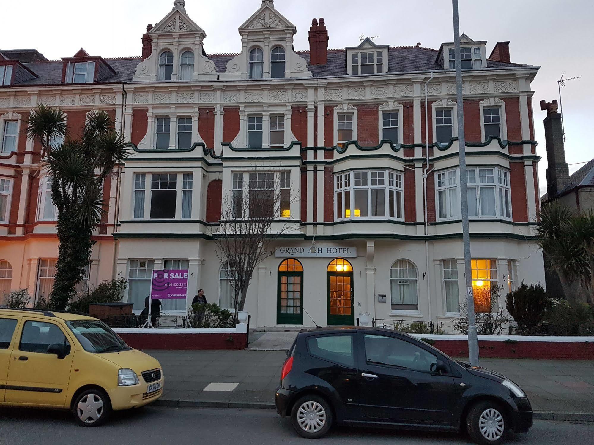 Grand Ash Hotel Llandudno Eksteriør bilde